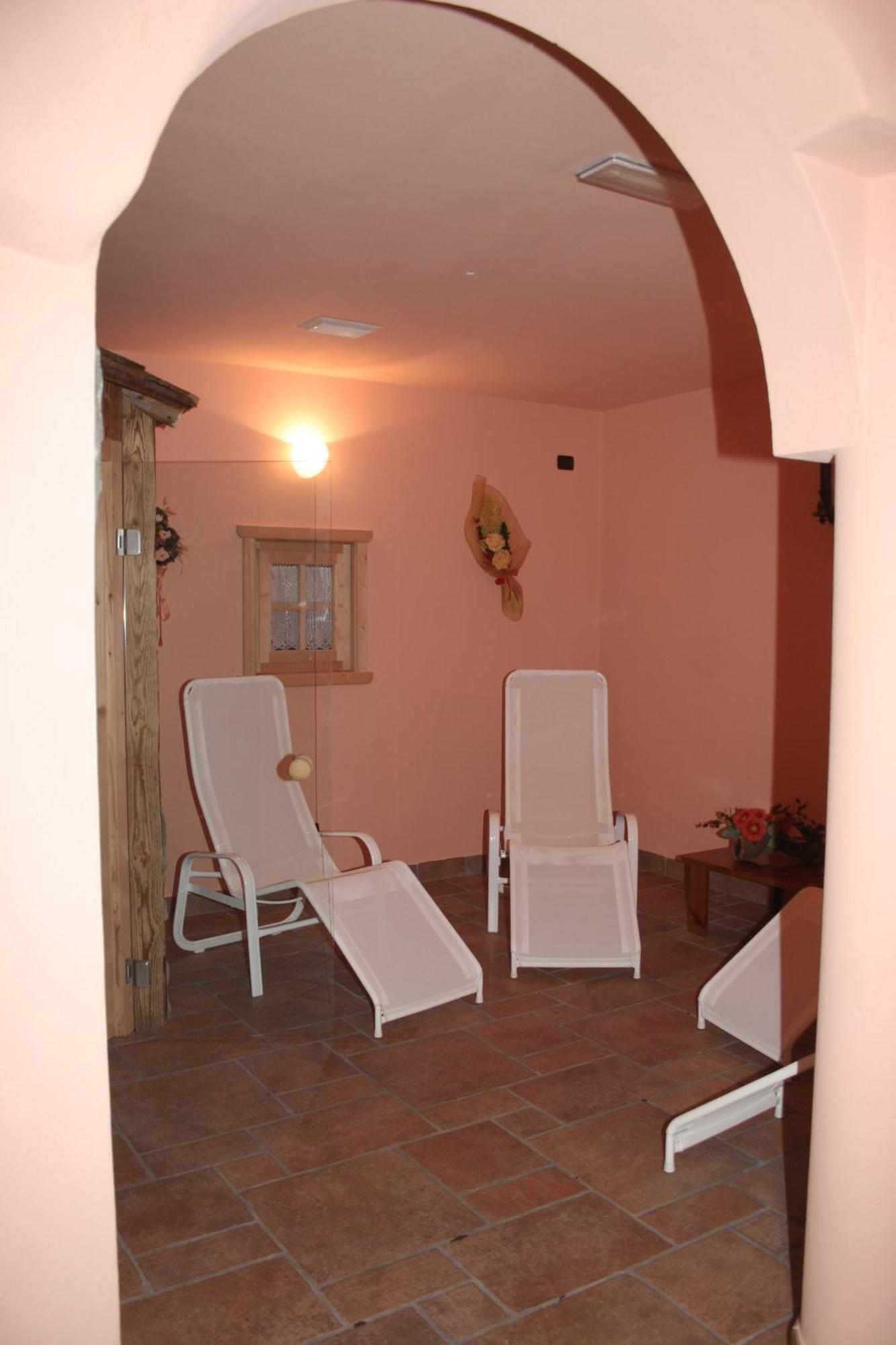 Hotel Pensione Dolomiti Falcade Exterior photo